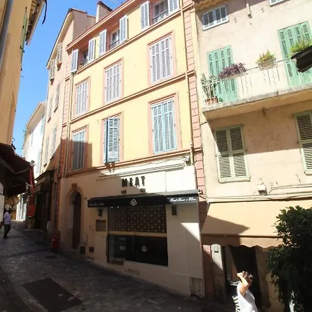 Charming 2-Bedroom Apartment With Quality Amenities In Old Cannes * Cannes